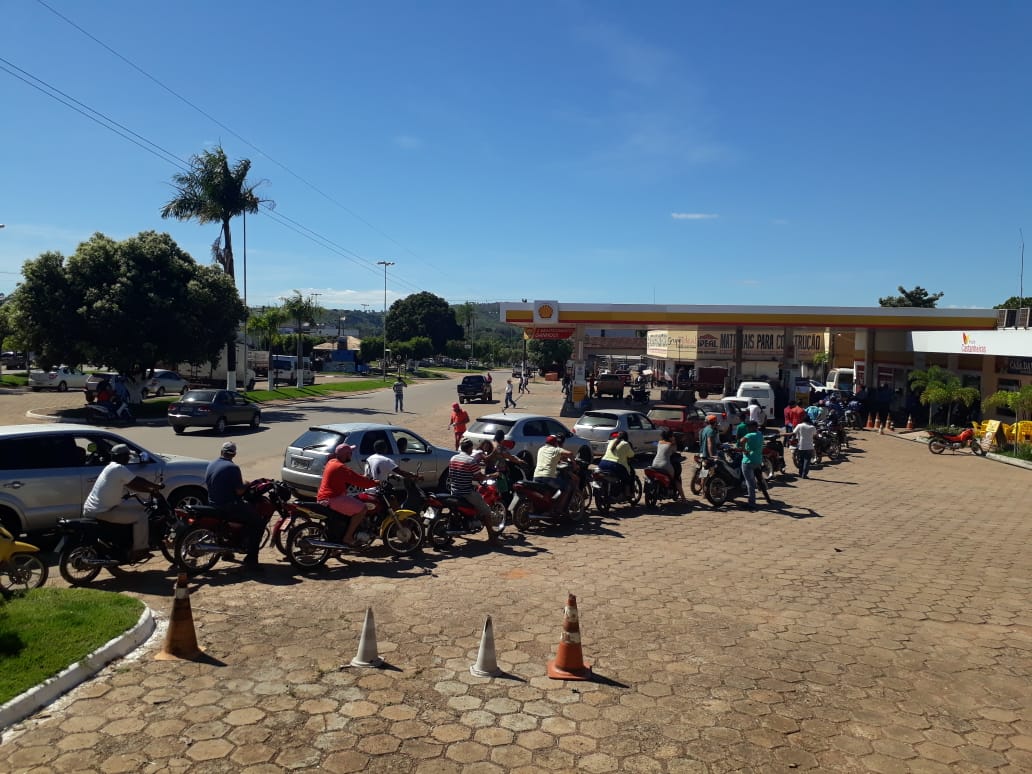 Foto de A chegada do combustível em Xinguara causa tumulto em postos